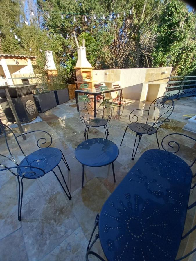 Le Gite De Fa Nny Moulin De Tartay En Avignon Eksteriør billede